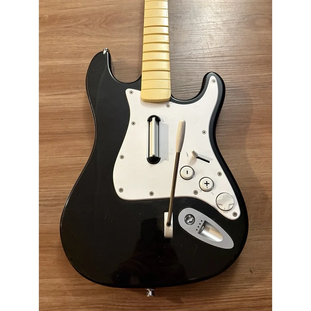 Rock Band Fender Stratocaster‎ Wireless Guitar Controller Harmonix 19091 Wii